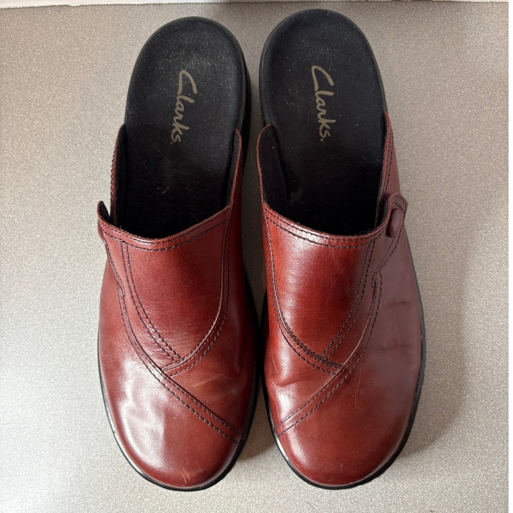 Clarks Brown Leather Clogs/Mules - Picture 4 of 11